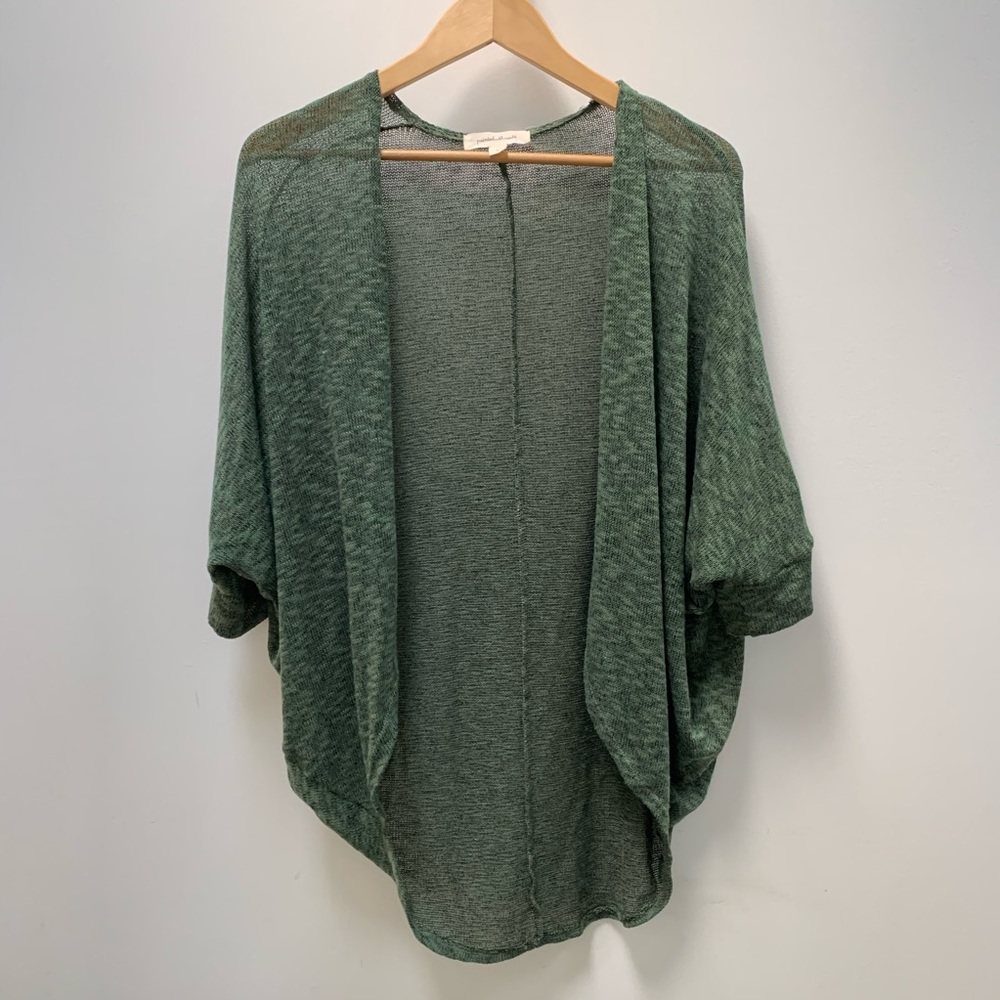 Green open cardigan three quarter sleeve mid lengt